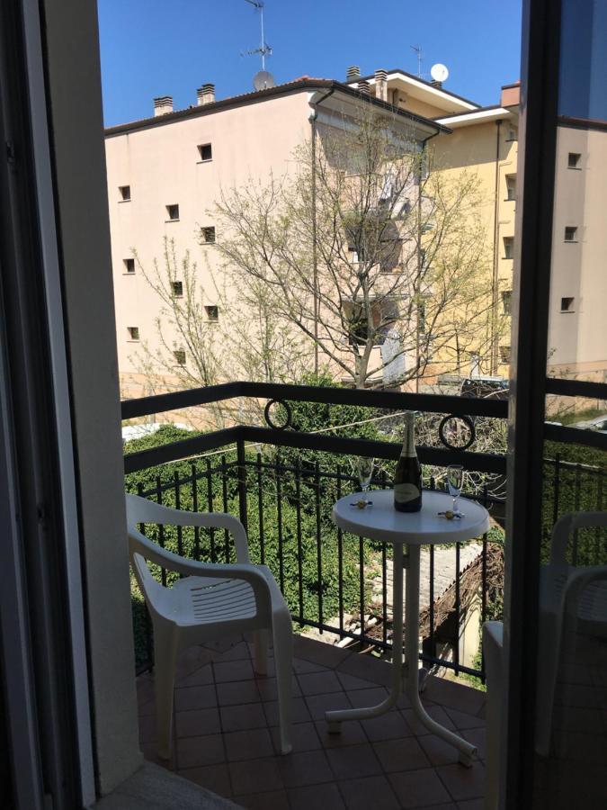 Hotel Villa Rinaldini Rimini Zewnętrze zdjęcie