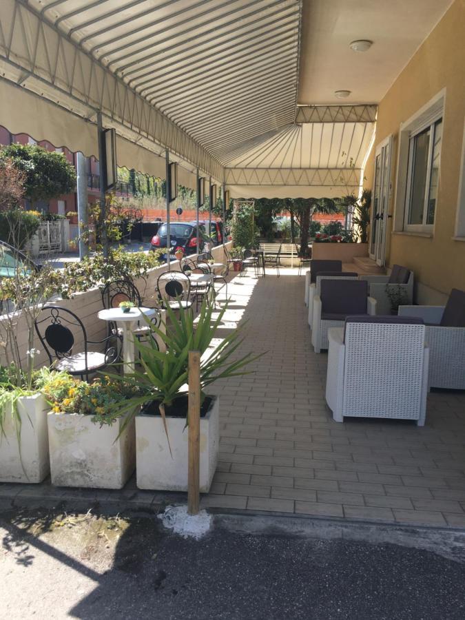 Hotel Villa Rinaldini Rimini Zewnętrze zdjęcie